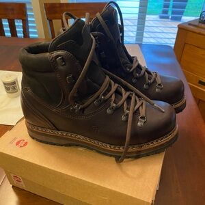 mens hanwag tashi yak leather new in box size 9.5 us uk 42.5